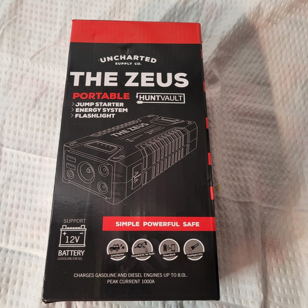Uncharted Supply Co The Zeus‎ Portable Jump Starter Energy System 1000A 12V 8.0L
